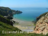 De rotsachtige kust van het eiland Sark eiland Sark. (Ruben Holthuijsen CC BY 2.0)